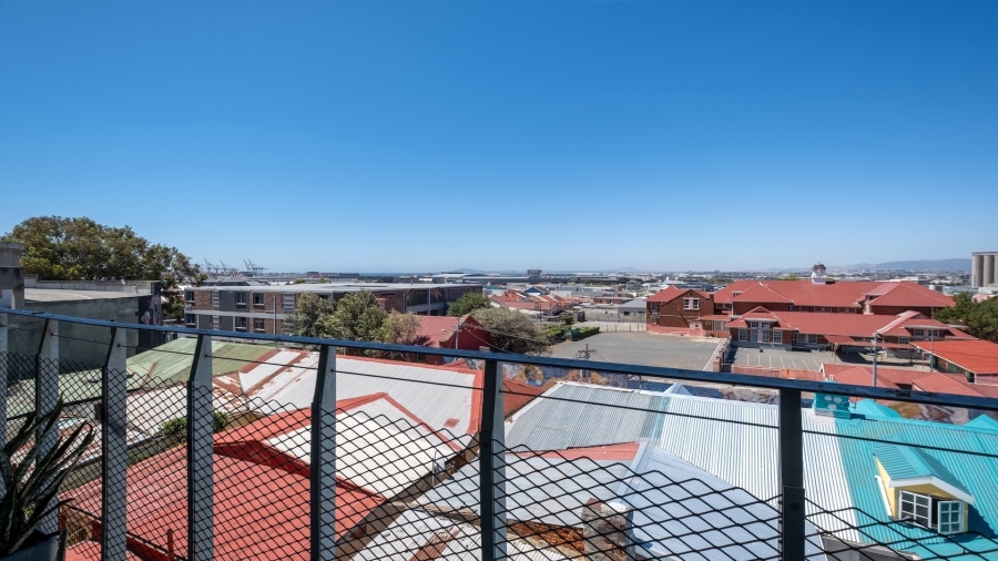 2 Bedroom Property for Sale in Woodstock Western Cape